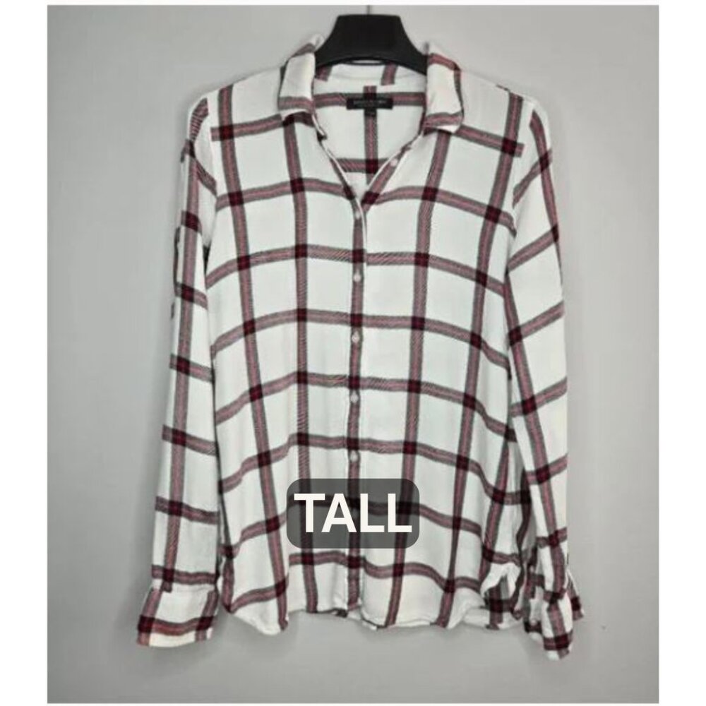 Banana Republic White and Red Plaid Button Down Shirt